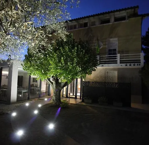 Hotel La Caravelle 3*
